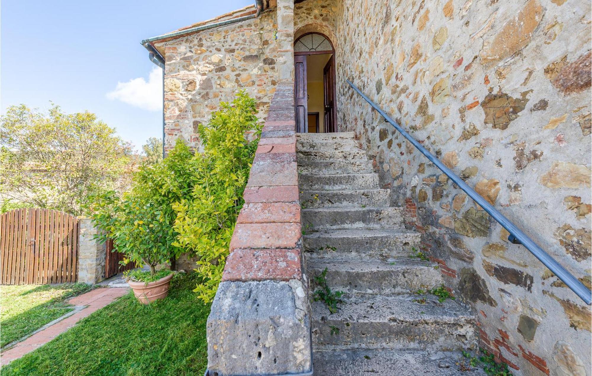 Cozy Home In Massa Marittima Gr With Kitchen Ngoại thất bức ảnh